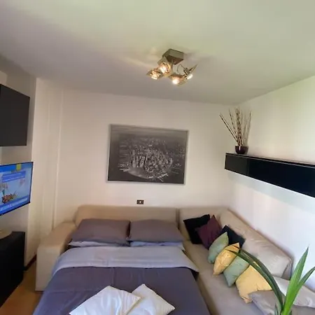 Francishouse-free Parking-close Hospital Cisanello Apartment Pisa