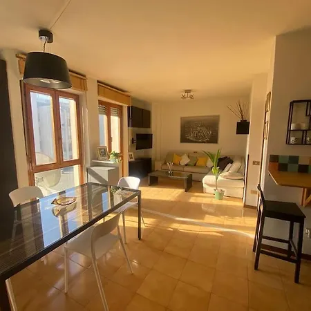 Apartment Francishouse-free Parking-close Hospital Cisanello *